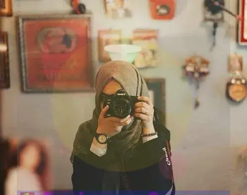 عکس پروفایل دختر عکاس