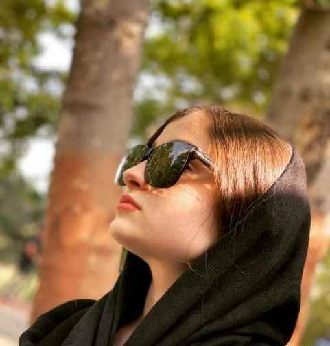 عکس دوست سارا و نیکا