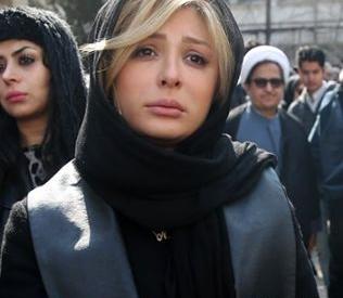 عکس مادر و پدر نیوشا ضیغمی