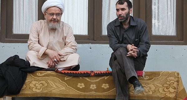 عکس اکبر عبدی در فیلم رسوایی