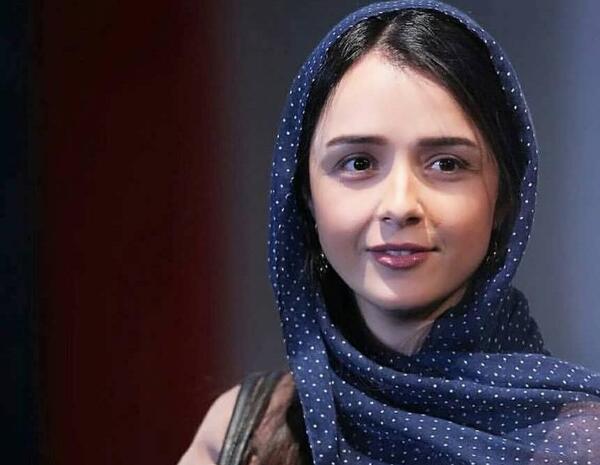 عکس ترانه علیدوستی در تئاتر