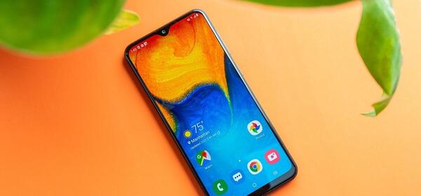 عکس صفحه گوشی آ 20