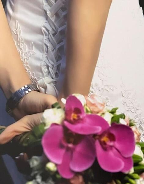 عکس همسر شاهرخ استخری با لباس عروس