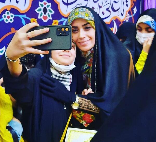 عکس خانه ی الهام چرخنده