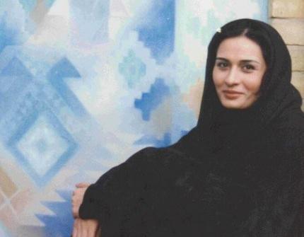 عکس پدر و مادر پریوش نظریه