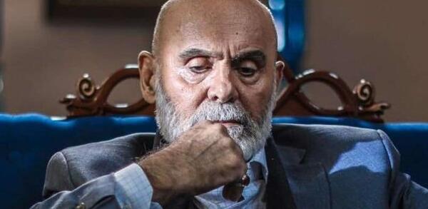 عکس جمشید هاشم پور در اقازاده
