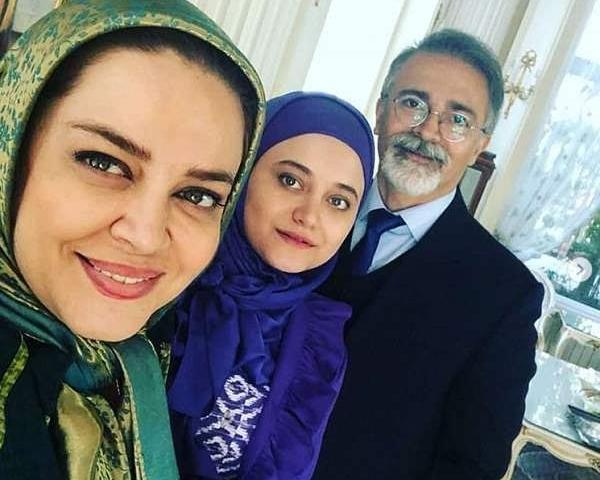 عکس جوانی مومو