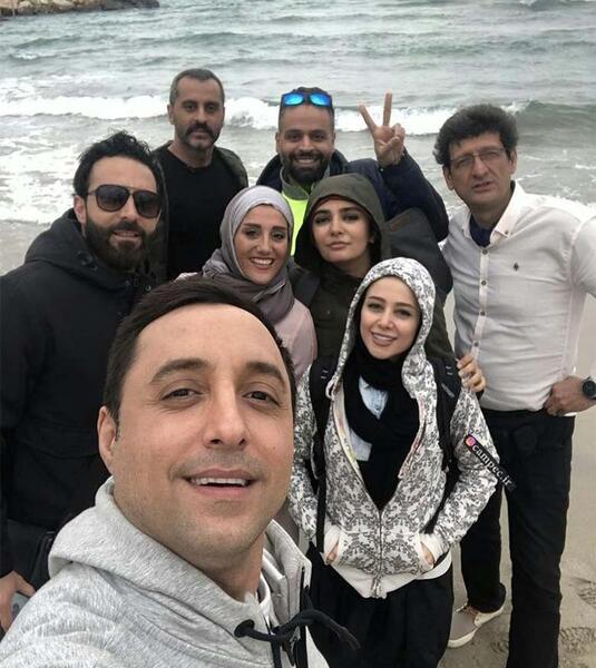 عکس الناز حبیبی در کنار دریا
