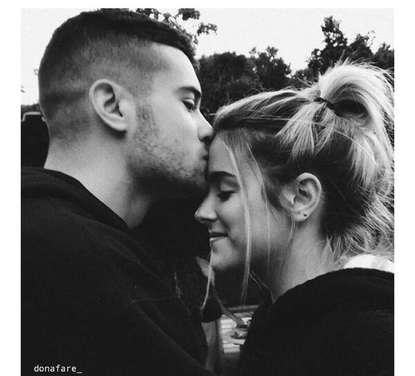عکس دونفره لاکچری سیاه سفید