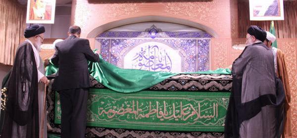 عکس سنگ قبر حضرت زینب