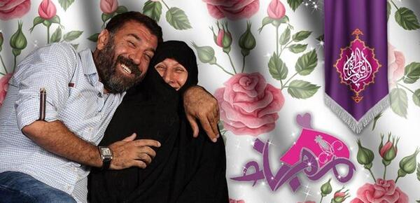 عکس علی انصاریان همراه مادرش