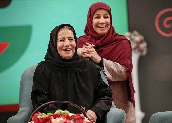 عکس احترام برومند