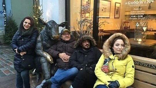 عکس رامبد جوان در خارج از کشور
