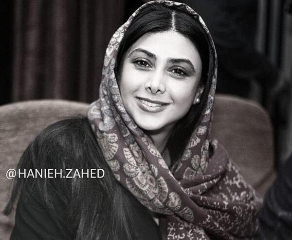 عکس سیاه و سفید آزاده صمدی