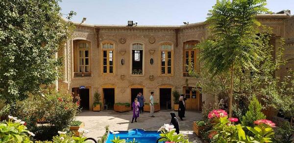عکس خانه در مشهد
