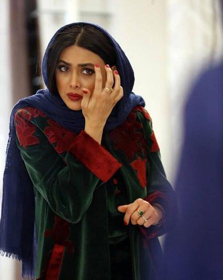 گالری عکس آزاده صمدی