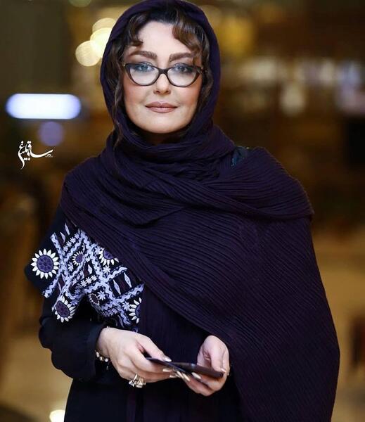 عکس شقایق فراهانی با عینک
