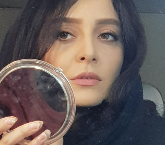 عکس ساره بیات در شمال