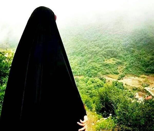 عکس پروفایل با چادر از پشت