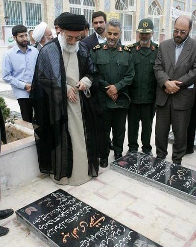 عکس سردار سلیمانی و خامنه ای