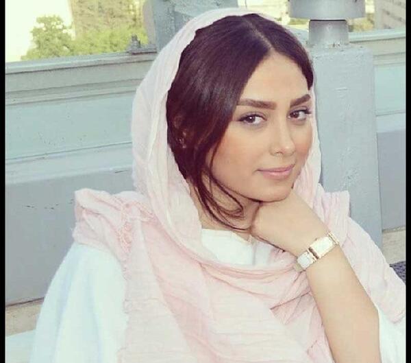 عکس دیبا زاهدی درسریال همبازی
