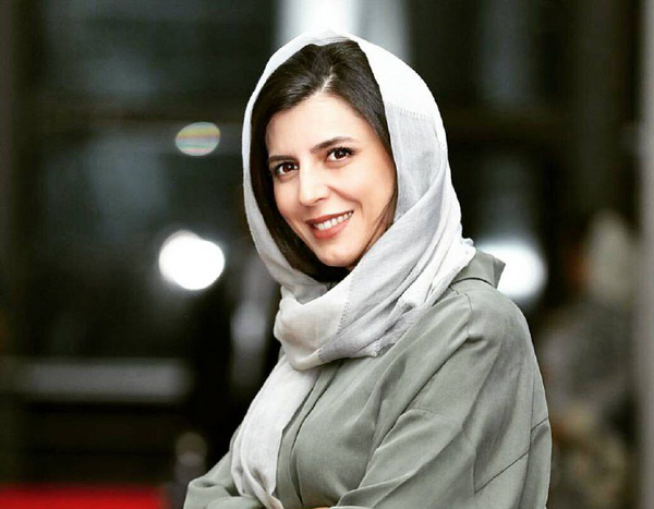 عکس زری خوشکام و دخترش