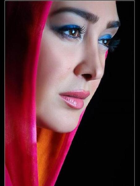 عکس نیم رخ الهام حمیدی