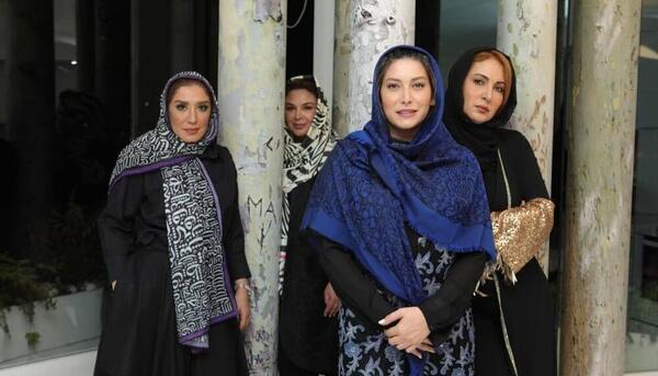 عکس فریبا نادری با مادرش