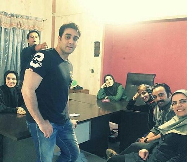عکس پوریا پورسرخ و خواهر برادراش