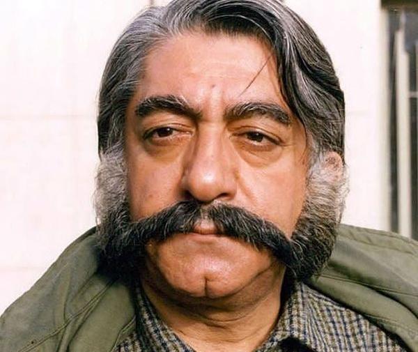 عکس از عزت الله انتظامی