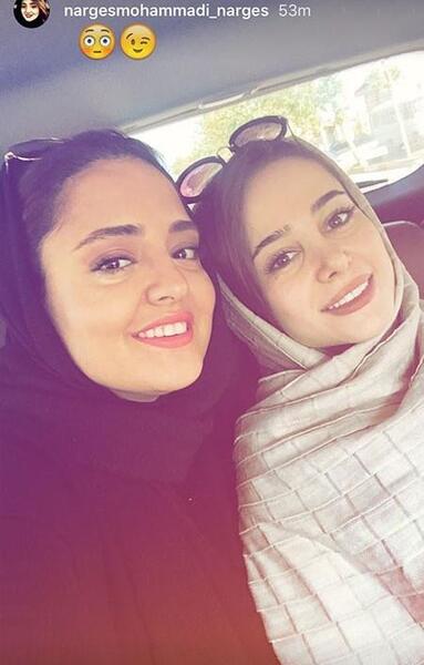 عکس الناز حبیبی با نرگس محمدی