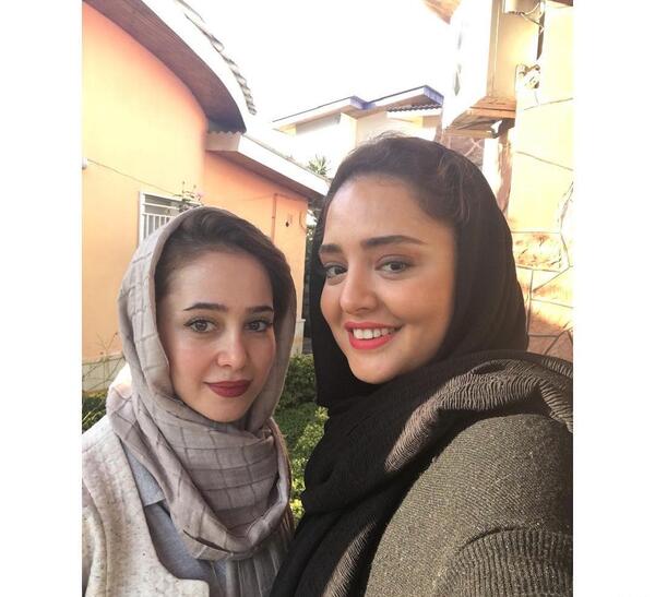 عکس الناز حبیبی با نرگس محمدی