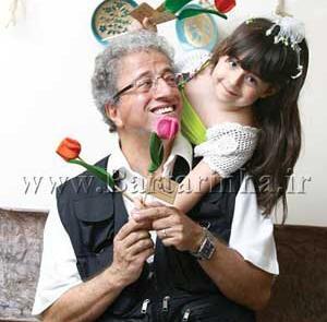 عکس علیرضا خمسه با دخترش