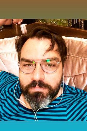 عکس جوانی شهرام قائدی