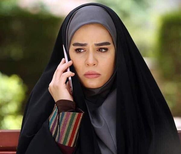 عکس بی حجاب آزیتا حاجیان در اینستاگرام دخترش