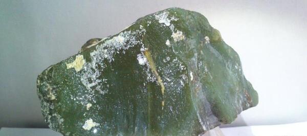 عکس سنگ یشم خام