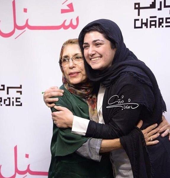 عکس مادر شقایق فراهانی