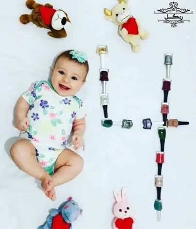 عکس ماهگرد نوزاد با لاک
