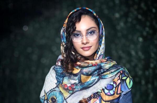 عکس ترلان پروانه با ماسک
