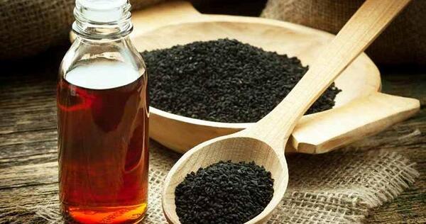 عکس از روغن سیاه دانه