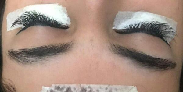 عکس کاشت مژه عروسکی
