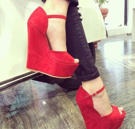 عکس کفش پاشنه بلند لژدار مجلسی