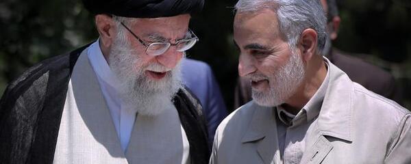 دانلود عکس حاج قاسم سلیمانی با امام حسین