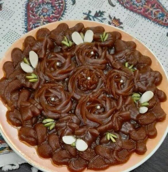 عکس حلوا با شیره انگور