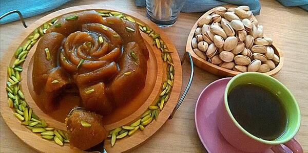 عکس حلوا با شیره انگور