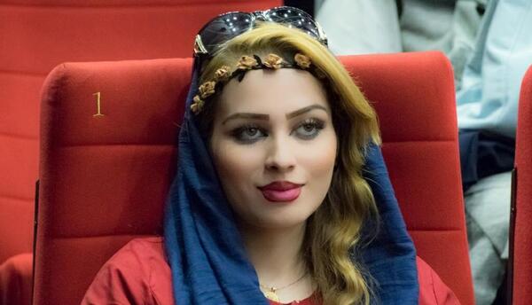 عکس تصاویر ساناز کیهان در خط قرمز