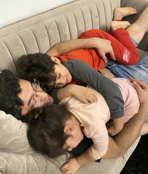 عکس شیلا خداداد و پدر و مادرش