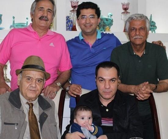 عکس شیلا خداداد و پدر و مادرش