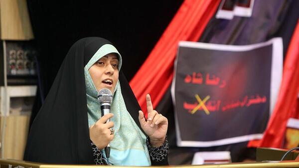 عکس مینا علی نژاد