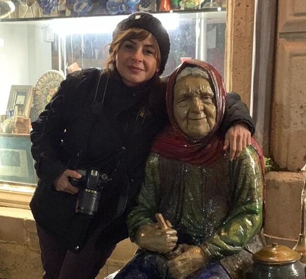 عکس پدر و مادر سیما تیرانداز